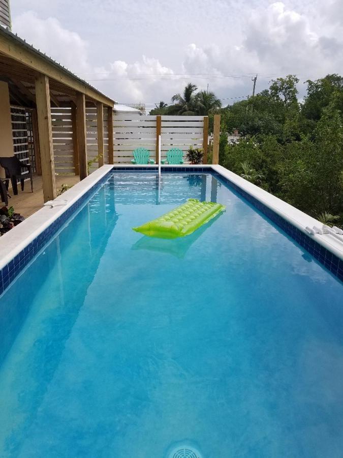 The Bnb On Triggerfish Close To The Airport Ladyville Exterior photo